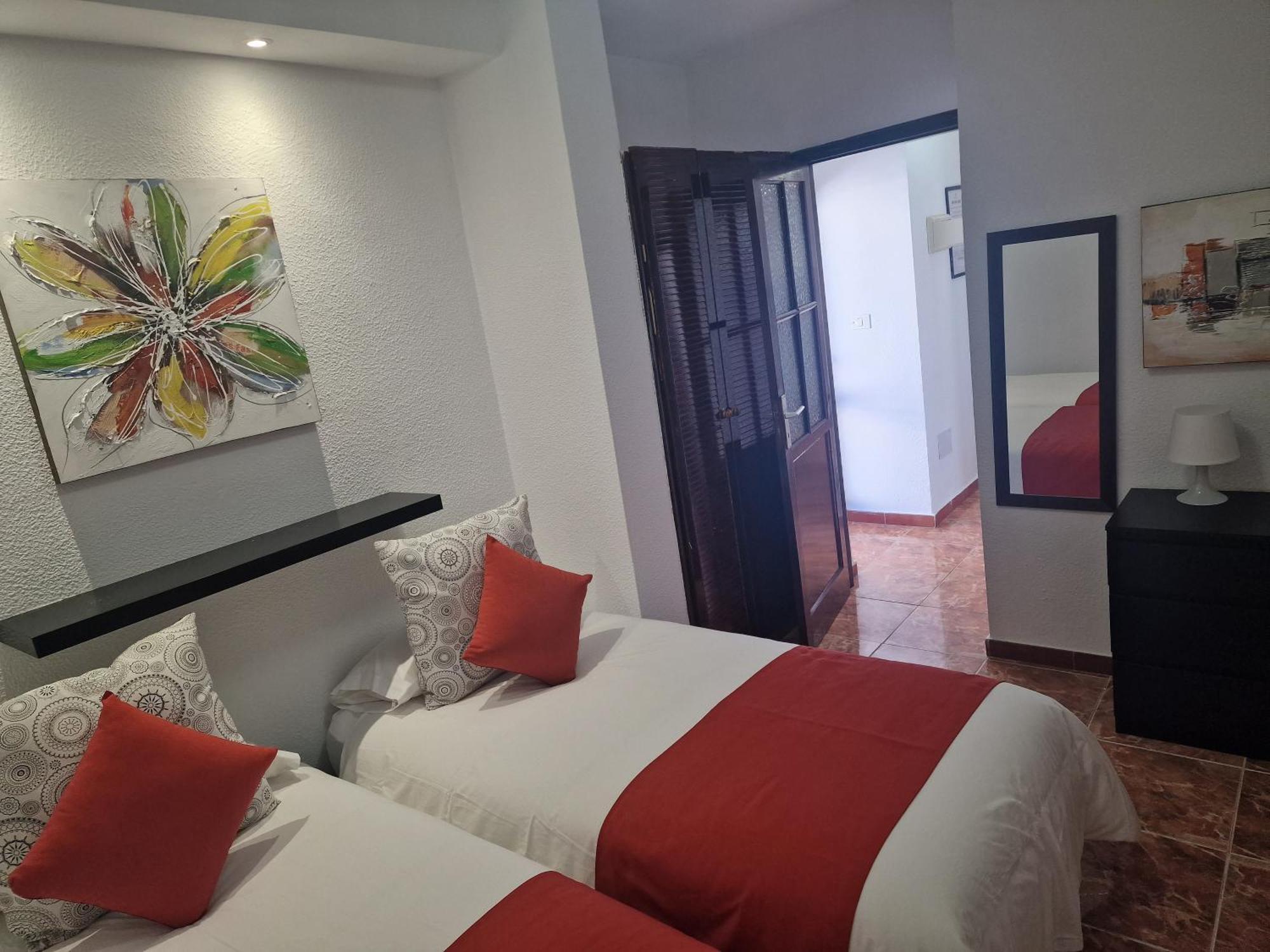 Apartamentos Funchal Los Cristianos  Ruang foto