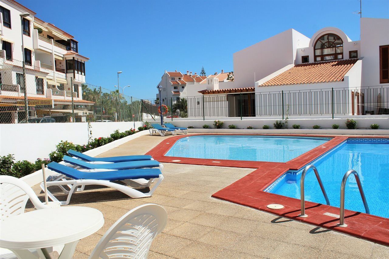 Apartamentos Funchal Los Cristianos  Bagian luar foto